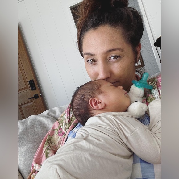 Meet your Posher, Pey - Picture 7 of 7